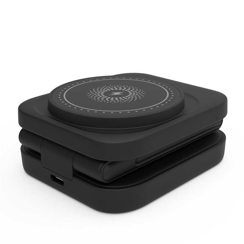 3-in-1 Magnetic Wireless Charger – iPhone, Watch & AirPods